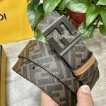 图片包装＋10 Fendi 芬迪 专柜同款 宽4.0Cm 双环正反用腰带 Ff按钉搭扣 土黄色Cuoio Romano皮革材质 反面面料带有烟草黄和黑色Ff图案