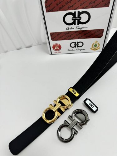 品名：菲拉格幕 原单 材质：原单牛皮腰带 百分百头层牛皮腰带保证真皮，24K纯钢扣，专柜原单品质、做工精细，时尚大牌，送人自用首选 包装： 请认准如图专柜包装赠