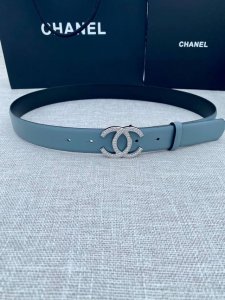 宽度3.0Cm Chanel 香奈儿 原版碰纹牛皮金 银 色镶钻钢扣。