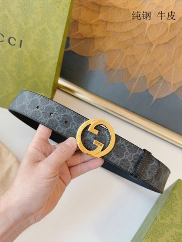 特P170 G U C C I 新款圆形互扣式双G搭扣 宽4.0Cm 由原厂订制专用面料 顶级手工腰带 进口边油 细节层层把控！