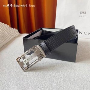 特 纪梵希 原版压花小牛皮，手感细腻柔软，搭配纯钢自动精品扣，男士必备！宽度：3.5Cm