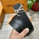 Lv.路易威登 宽40Mm双面原版小牛皮 搭配单钌钯电镀扣 完美的手感.油边 出众的设计.风格 高贵奢华 时尚大方 高清实拍 货真价实 品质保证 双面用