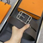 爱马仕 Hermēs Box/Togo小牛皮双面腰带，镀钯腰带扣。38毫米