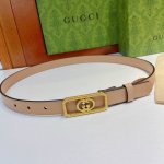 Gucci 古奇官网新款，双面原厂小牛皮搭配互扣式双g精品纯铜五金腰带，专柜规格 2.0Cm