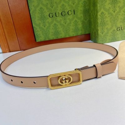 Gucci 古奇官网新款，双面原厂小牛皮搭配互扣式双g精品纯铜五金腰带，专柜规格 2.0Cm