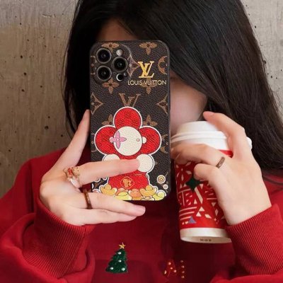 Lv围边贴皮手机壳 新年款福袋太阳花钱多多手机壳 型号：为了不出现报错型号，请打开本机查看手机设置显示的型号 Iphone16系列更新 Iphone16Pro
