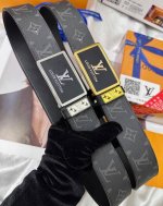 皮带：Lv.路易威登顶级复刻- 腰带：原单品质百分百进口头层牛皮，保证真皮。雕花镂空工艺.真空电镀.永不掉色.24K纯钢扣头层老花，黑格，棕格，黑花，格仔系列，