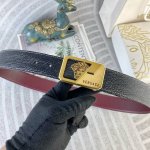 范思哲 特种皮腰带系列 ，原厂五金精品不锈钢扣，手感柔软舒适 宽3.8Cm。