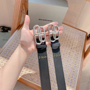 Balenciaga巴黎世家腰带 3.5Cm 经典Logo五金 复古头层牛皮 比较中性的一款腰带 潮人必备 顶级 顶级