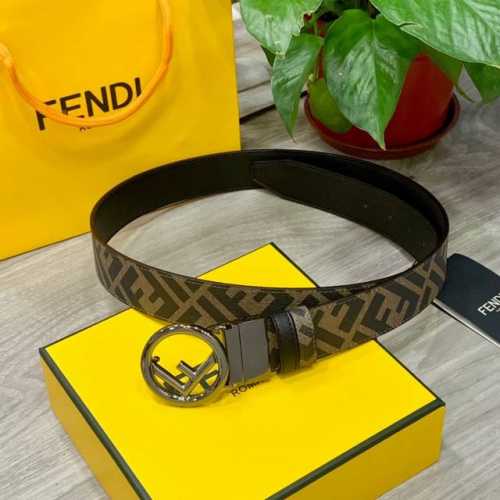 Fendi /芬迪 宽35Mm 原单进口双面头层小牛皮，搭配原版纯铜尾夹扣，手感.油边近乎完美，质感无可挑剔，出众的细节，高清实拍，货真价实，品质保证.双面用。