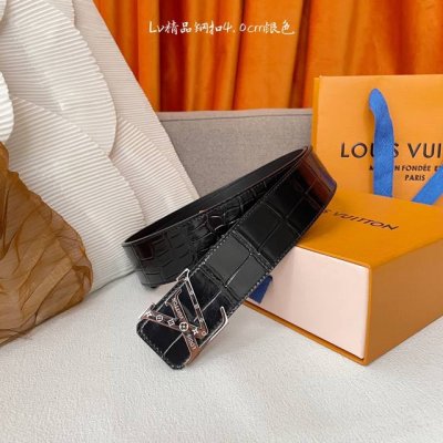 特 Louis Vuitton驴牌 ：经典原单品质，经典鳄鱼纹面配原版平纹皮，搭配原单精品扣，精工制作，细节看图，实物拍摄，高端奢华，宽度4.0Cm