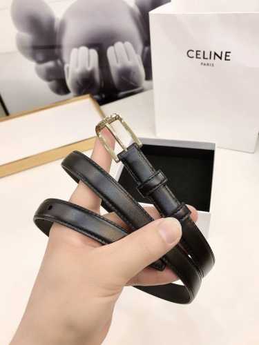 Celine瑟琳女士新款，光滑小牛皮腰带，金色可调节皮带扣，宽度1.8Cm。