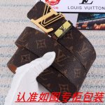 品名：Lv..路易..威登原单 材料：百分百头层牛皮，保证真皮。24K纯钢扣双面可用专柜同等质量， 送人自用首选 包装： 请认准如图专柜包装，赠送打孔器，银联发