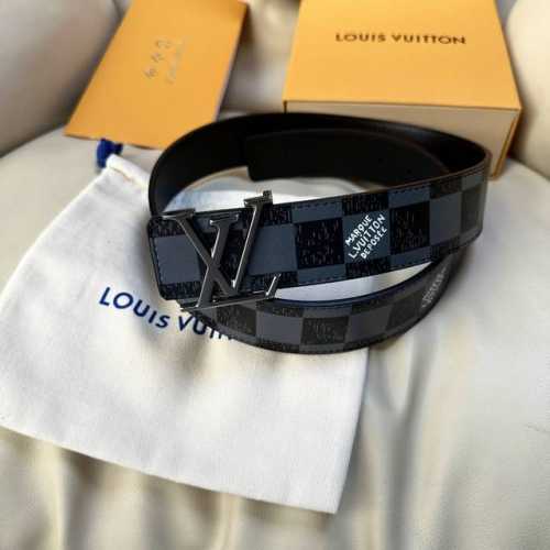 原版包裝 L0Uis Vuitt0N 今季新品 男士原單腰帶 寬度40毫米 雙面進口頭層小牛皮絲印圖案Logo設計 搭配最新精鋼五金 可雙面佩戴 適合沈穩低調的