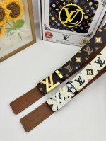 品名：Lv..路易..威登原单 材质：原单牛皮腰带 百分百头层牛皮腰带保证真皮，24K纯钢扣，专柜原单品质、做工精细，时尚大牌，送人自用首选包装： 请认准如图专