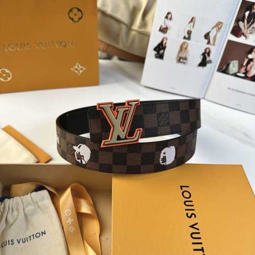 L驢家專櫃最新升級版本 寬度40毫米 全新訂制帆布搭配最新進口原廠皮底 配置新款字母搭扣 經典百搭款！