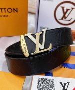 皮带：Lv..路易..威登顶级复刻. 腰带：原单品质百分百头层牛皮，保证真皮。雕花双层工艺.真空电镀.永不掉色.24K纯钢扣进口头层牛皮，老花，黑格，棕格，黑花