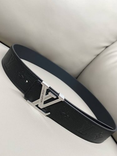 Lv 路易威登 4.0热压立体小牛皮 高品质钢扣 金白 新款同步更新 DDD