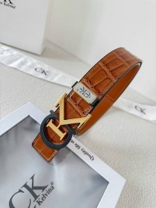 品牌：Cooper Kelvina 腰带 皮带 型号：自主大牌平替腰带，韧于形，持于心，当精钢与头层牛皮共舞，规则亦可流动成诗，时间是最好的抛光师 每一道天然痕