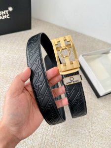 品名：万宝龙.Montblanc原单 腰带 自动皮带 型号：自动皮带，原版新款纯钢材质自动扣，双面头层牛皮实物拍摄， 材料：百分百头层牛皮，保证真皮。专柜同等质