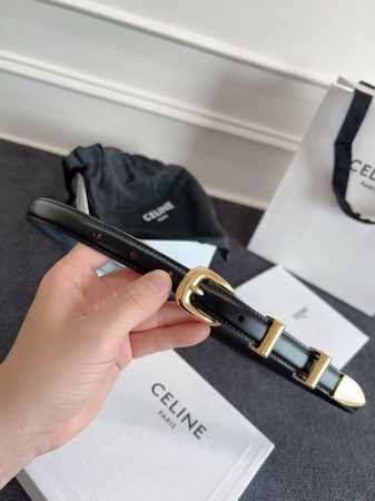 Celine.赛琳 全套包装 Western 中号光滑牛皮革腰带 牛皮革 中腰 圆形带扣 2个金属环和1个金属尖头装饰 第一个圆环底部镌刻Celine Pari - 点击图像关闭