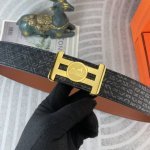 爱马仕 特种皮腰带系列 ，原厂五金精品不锈钢扣，手感柔软舒适 宽3.8Cm。