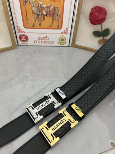 品名：爱马仕.HermèS 材质：原单牛皮腰带 百分百头层牛皮腰带保证真皮，24K纯钢扣，专柜原单品质、做工精细，时尚大牌，送人自用首选 包装： 请认准如图专柜