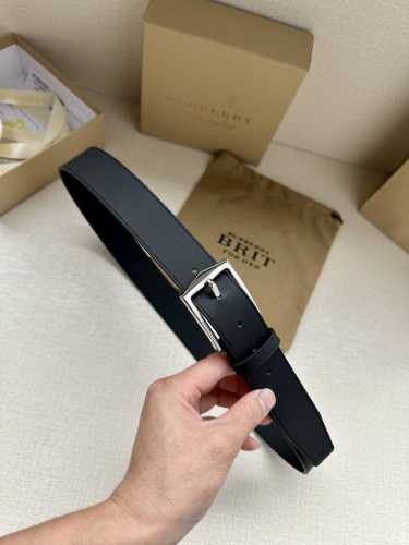 特 原单经典版型，平纹纹系列，3.4Cm宽度，专柜精品铜扣，真空电镀，工艺精细缝制，原版面料原版牛皮、质感超赞，手感柔软