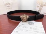 特P200 宽度4.0Cm Versace（范思哲）新款珍珠纹皮底/双面头层 ：手感柔软、此款腰带配有醒目的美杜莎头像搭扣，可为任何造型增添几分立体雅致效果。