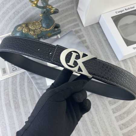 Ck 特种皮腰带系列 ，原厂五金精品不锈钢扣，手感柔软舒适 宽3.8Cm。 - 点击图像关闭