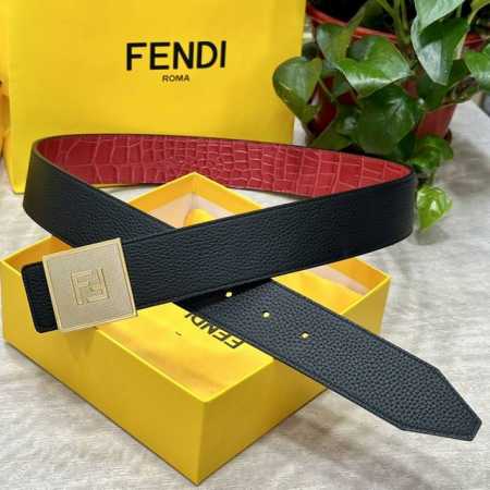 特 片装1 Fendl 芬迪 宽40Mm双面原版小牛皮 搭配单钌钯电镀扣 完美的手感.油边 出众的设计.风格 高贵奢华 时尚大方 高清实拍 货真价实 品质保证 - 点击图像关闭