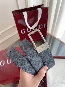 绝美Gucci 方扣男士新款腰帶 專櫃同步 寬3.5厘米 帶身帆布老花-拼進口硅胶底黑色 精緻真空電鍍雙G鋼扣 雙面可用