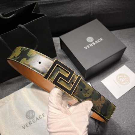 范思哲，宽4.0Cm，原单精品，3D美杜莎腰带扣-Barocco印花-材质，头层牛皮，此款光滑的Saffiano皮革腰带饰有Barocco印花。配有带3D美杜莎 - 点击图像关闭
