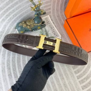 特 爱马仕 特种皮腰带系列 ，原厂五金精品不锈钢扣，手感柔软舒适 宽3.8Cm