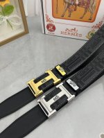 品名：爱马仕.HermèS 原单 材质：原单牛皮腰带 百分百头层牛皮腰带保证真皮，24K纯钢扣，专柜原单品质、做工精细，时尚大牌，送人自用首选 包装： 请认准如