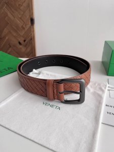 Bv 2026新款男士腰带 纯手工小格子Intreccio编织意大利小牛皮 搭配真空枪色针扣 皮带宽度4.0Cm 颜色: 土黄色 DDD