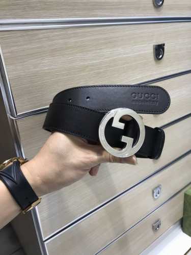 配送专柜包装 打孔针 特批 宽38Mm， 原单进口双面头层小牛皮，搭配原单钌钯电镀双G扣，手感.油边近乎完美，原产皮料定制，质感无可挑剔，出众的细节，高清实拍，