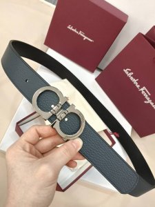 特 Ferragamo.菲拉格慕 全套包装 宽度3.5Cm 高级定制款男士皮带 双面进口牛皮 可双面使用 自行选择搭配 真材实料 很有质感 时尚经典不失风范 搭