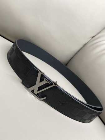 Lv 路易威登 官网款进口牛皮4D制作 经典精品字母扣 双面可用4.0送礼自用档次到顶 多扣颜色可自由选择 - 点击图像关闭