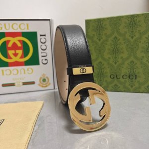 品名：古奇.Gu...Ci 原单 材质：原单牛皮腰带 专柜原单品质、做工精细，时尚大牌，送人自用首选 包装： 请认准如图专柜包装赠送打孔器手提袋专柜礼盒宽度3.