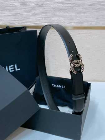 Chanel 24C 树脂黑 与 金色金属 Logo搭扣 黄铜金属进口胎小牛皮带身 手感柔软 细腻 3.0Cm - 点击图像关闭