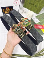 皮带：古奇.Gu...Cci原单 腰带：百分百头层牛皮，保证真皮，镶钻老虎头虎虎生威.24K纯钢扣，永不掉色双面可用专柜同等质量， 送人自用首选 包装： 请认准