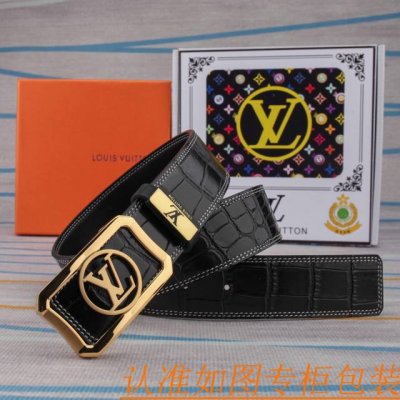 腰带皮带：Lv 路易威登原单牛皮皮带 男款皮带：材质百分百头层牛皮腰带保证真皮皮带，专柜原单品质、做工精细，时尚大牌，送人自用首选包装： 请认准如图专柜