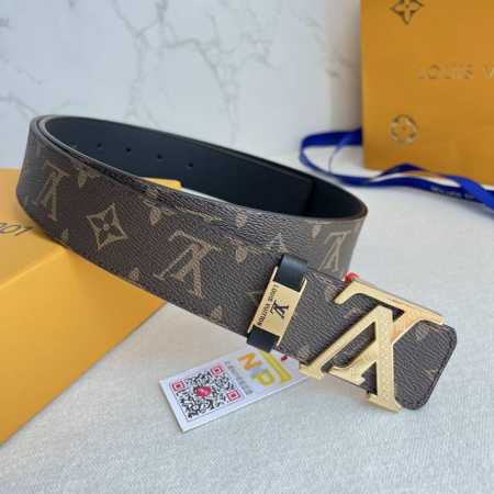 品名： Lv..路易..威登腰带皮带原单 型号：挂扣，经典纯钢材质镂空挂扣，头层牛皮，图片实物拍摄 材料：头层牛皮，挂扣系列，纯钢材质扣头，钯镀电镀工艺永不掉色 - 点击图像关闭