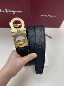 菲拉双面进口小牛皮，手感细腻柔软。搭配纯铜精品扣，男士必备！宽度：3.5Cm自动化扣 DDD