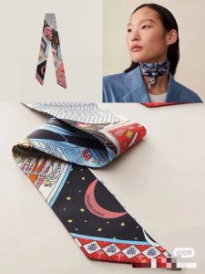 上新，奇珍异宝18姆米重磅斜纹真丝飘带，绝对的好货，正品开版，专柜同步 爱马仕新款Twilly，顶级斜纹真丝打造 超精细的印花 字迹非常清晰 规格：5X86Cm
