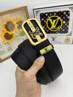 品名：Lv..路易..威登原单 材质：原单牛皮腰带 百分百头层牛皮腰带保证真皮，24K纯钢扣，专柜原单品质、做工精细，时尚大牌，送人自用首选 包装： 请认准如图