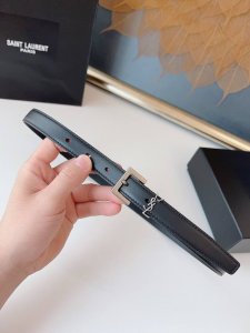 Saint Laurent 圣罗兰 女士腰带皮带 意大利进口平纹小牛皮，Ysl原版开模复古金扣，尺寸:2.0Cm时尚百搭高雅