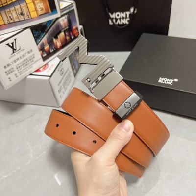 品名：万宝龙 Montblanc 原单 材质：原单牛皮腰带 百分百头层牛皮腰带保证真皮，24K纯钢扣，专柜原单品质、做工精细，时尚大牌，送人自用首选 包装： 请