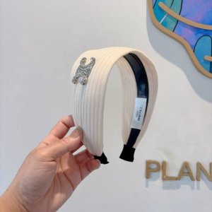 配包装 Celine 赛琳 新品字母毛线宽版发箍，佩戴舒适无压力，造型搭配必备！时尚外出百搭款发饰！